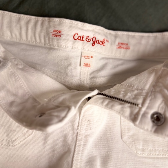 Kids White Jean Shorts - Picture 4 of 6